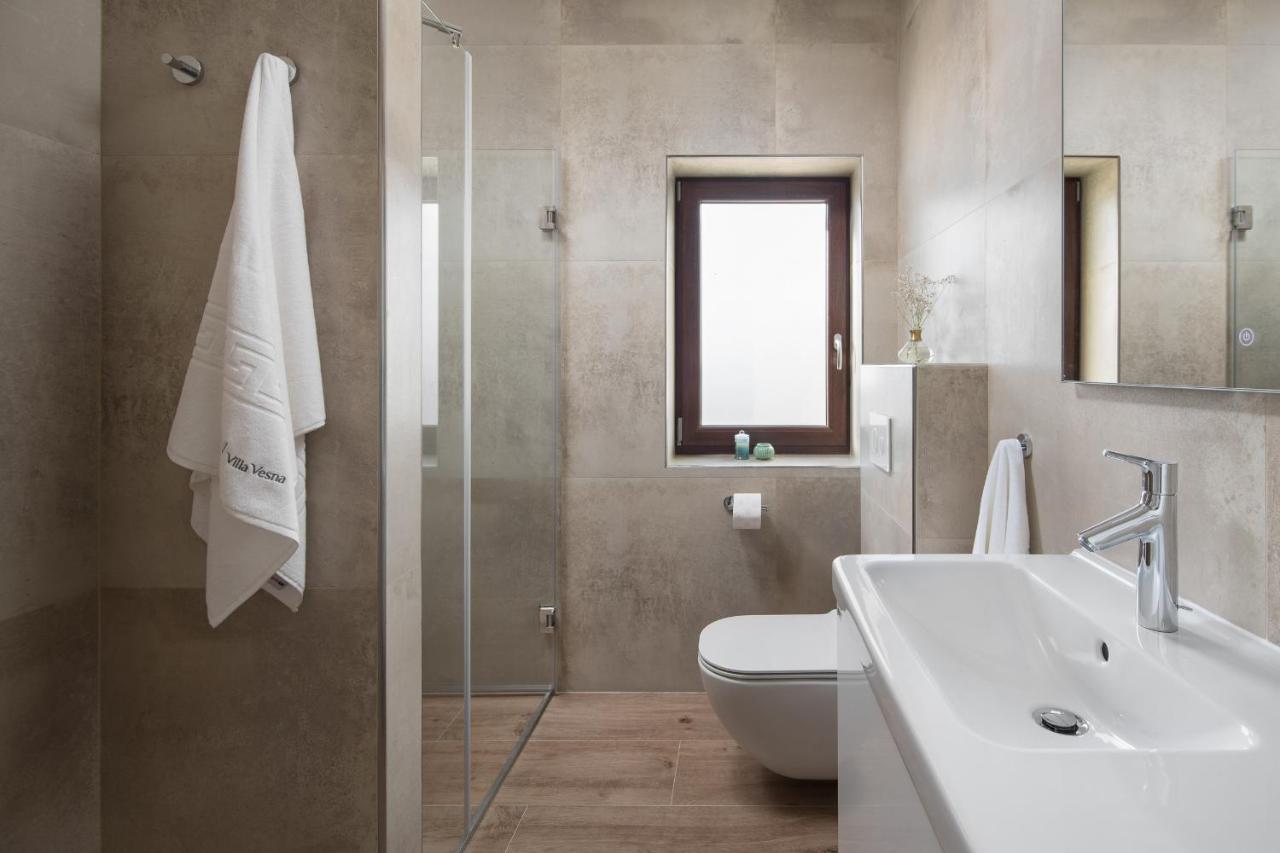 Villa Vesna With Sauna, Hot Tub Potpićan Dış mekan fotoğraf